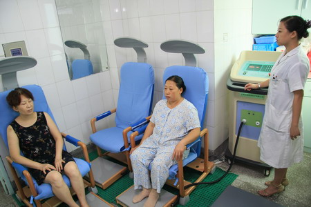 新桥医院康复理疗科投入使用新仪器治疗失眠、