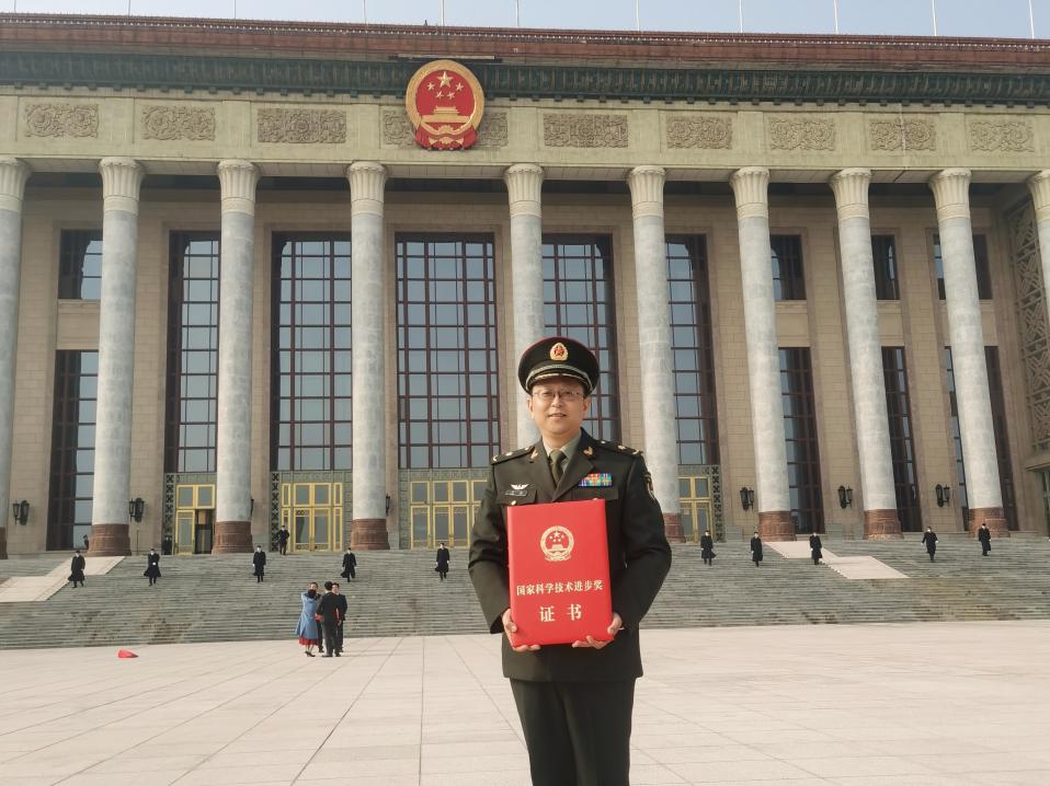 04845efd7ac7086e5e2ee055d2812ab