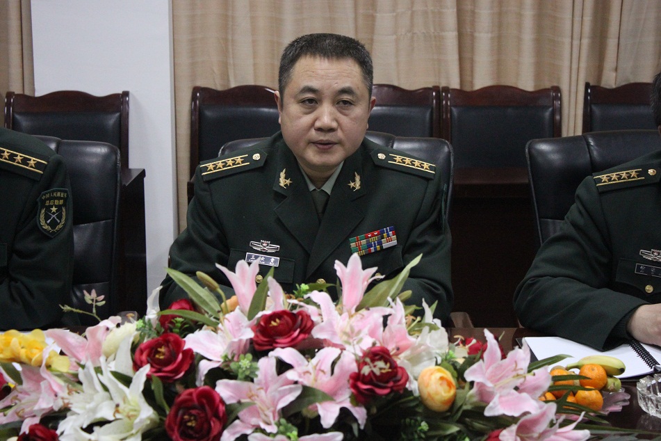 王云贵副校长,徐迪雄部长一行莅临医院调研科研工作